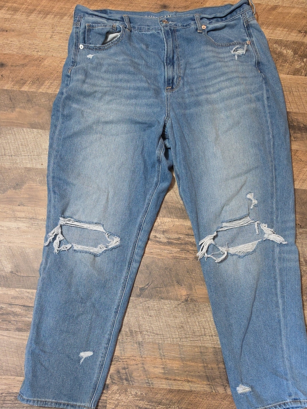 American Eagle Outfitters Distressed Mom Jeans